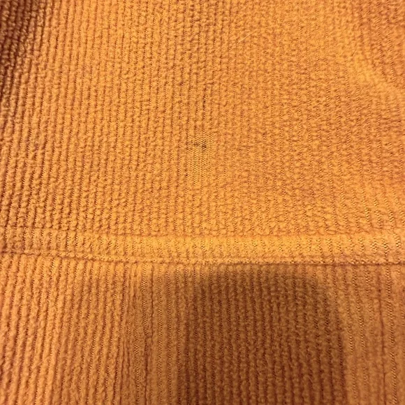 Patagonia Women’s Medium Orange Zip-up Fleece Jacket - Picture 3 of 8